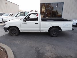 1996 TOYOTA TACOMA STANDARD CAB WHITE 2.4 AT 2WD Z19845